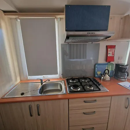 Campsite Loue Mobil 4-6 Personnes Torreilles
